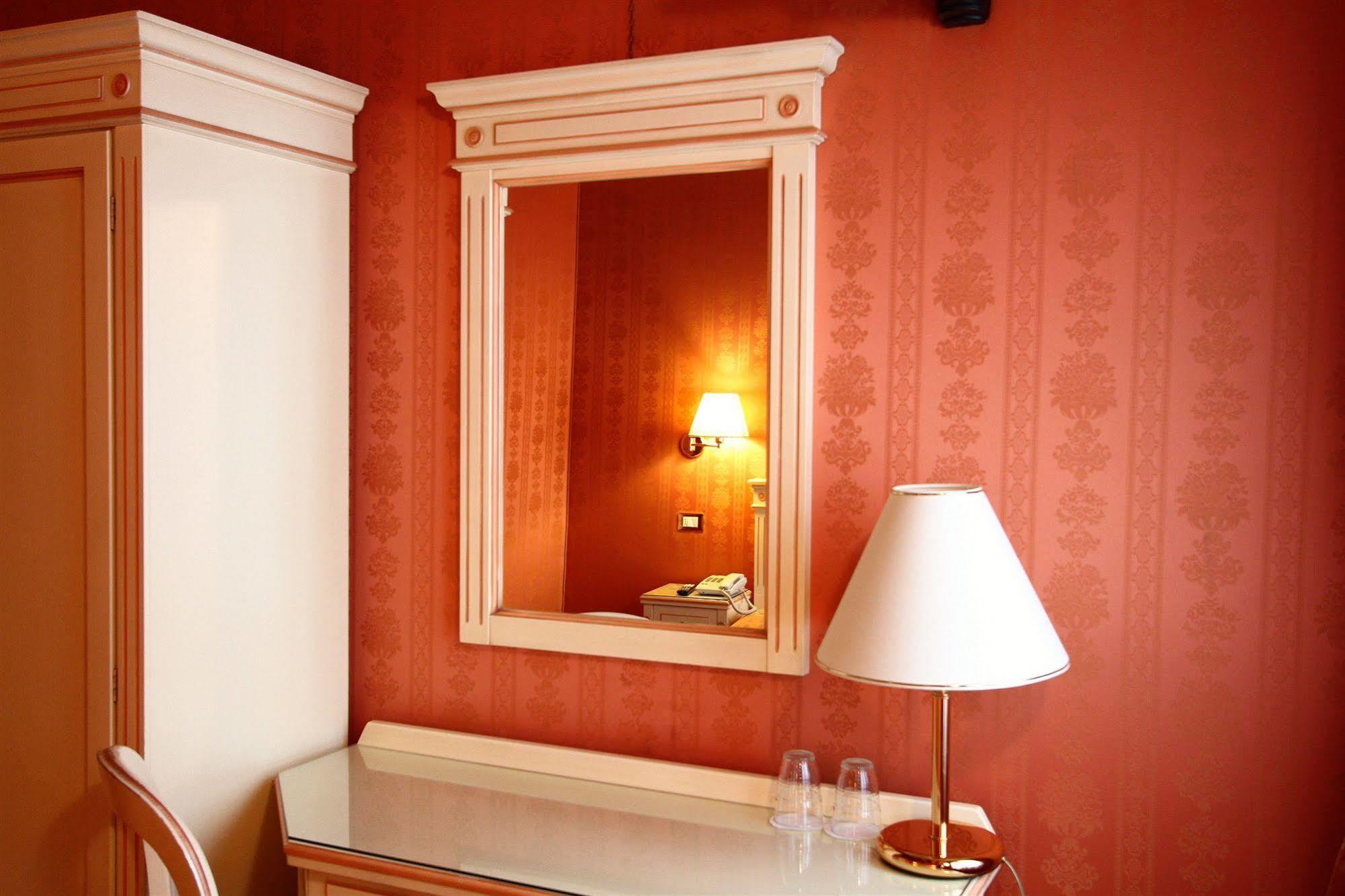 Couette-café Lanterna Di Marco Polo