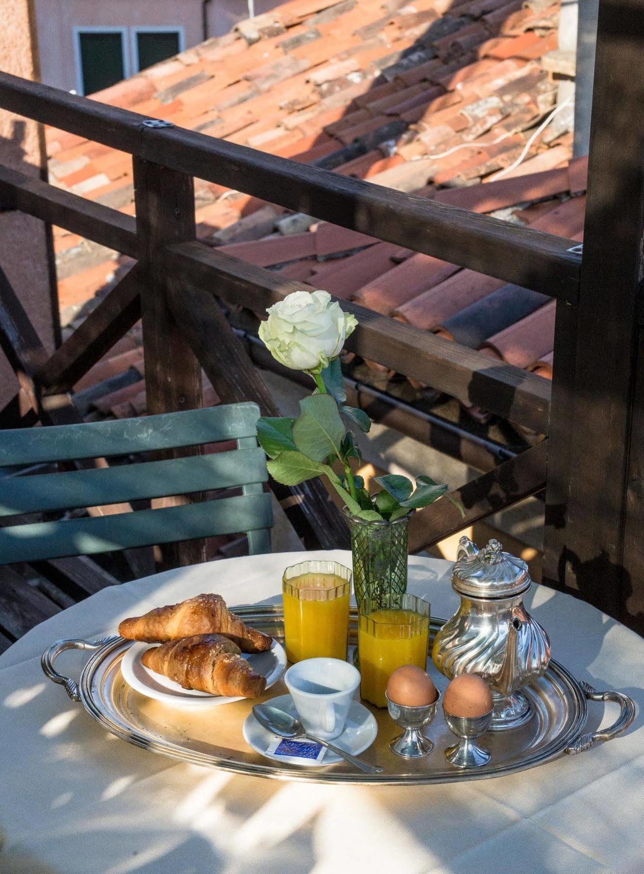 Couette-café Lanterna Di Marco Polo 3*