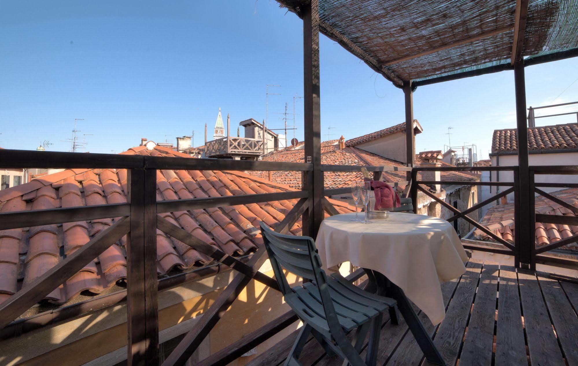 Couette-café Lanterna Di Marco Polo